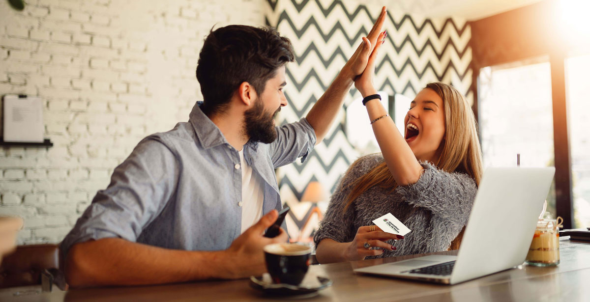 couple parrain maison heureux rif filleul